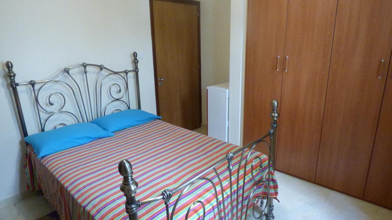 Kalampakas Guesthouse Ларнака Екстер'єр фото